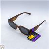 Image 1 : PAIR OF FOSTER GRANT SUNGLASSES