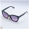 Image 1 : PAIR OF FOSTER GRANT SUNGLASSES
