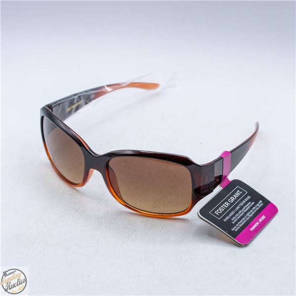 PAIR OF FOSTER GRANT SUNGLASSES