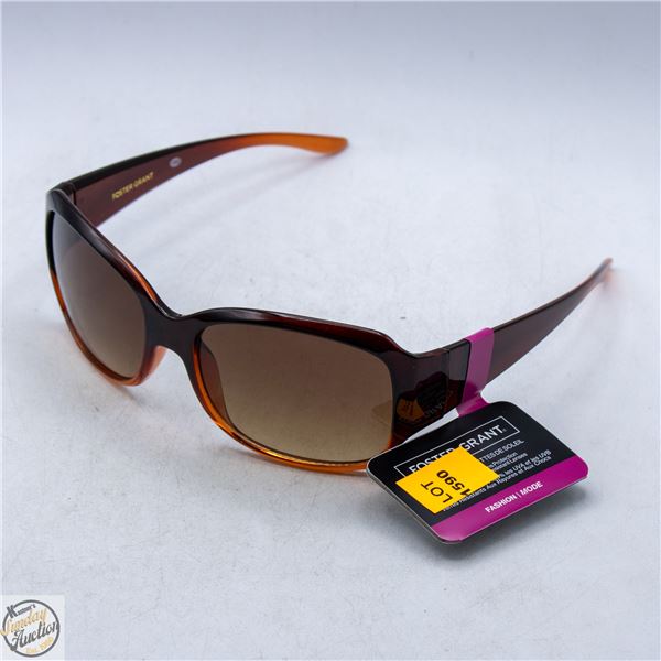 PAIR OF FOSTER GRANT SUNGLASSES