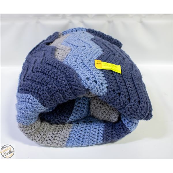 HANDMADE FULL SIZE ESTATE CROCHET/KNITTED