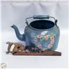 Image 1 : VINTAGE "TEA POT" HAND PAINTED DESIGN +