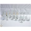 Image 1 : GLASSWARE, SET OF 2, DESIGN: CALGARY GAMES EVENTS