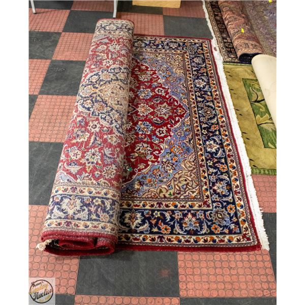 WOOL AREA RUG (APPROXIMATELY 7 FEET BY