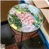Image 1 : GLASS HUMMINGBIRD TABLE WITH METAL