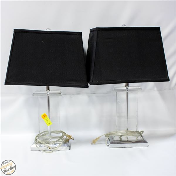PAIR OF GLASS BOTTOM LAMPS 2' TALL