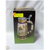 Image 1 : AVON GREAT AMERICAN FOOTBALL STEIN