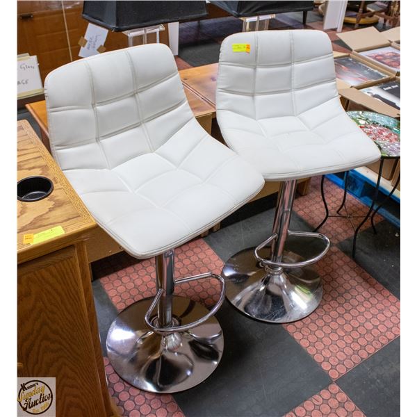 2 WHITE BAR STOOLS