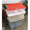 Image 1 : 3 LIDDED STORAGE TOTES