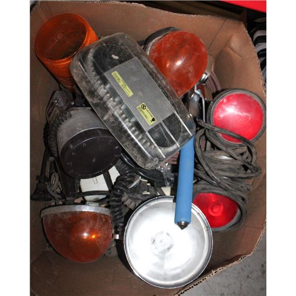 FLAT OF ASSORTED MOTOR VEHICLE SAFETY LIGHTS