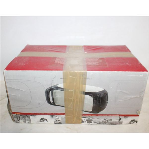 MEMOREX PORTABLE STEREO CD W BOX