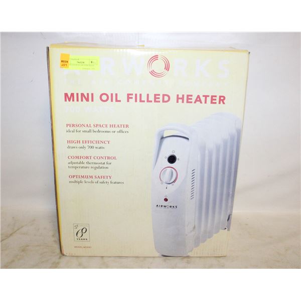 OIL FILLED SPACE HEATER WITH BOX