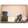 Image 1 : VINTAGE CANADIAN MILITARY GEAR SEWING KIT