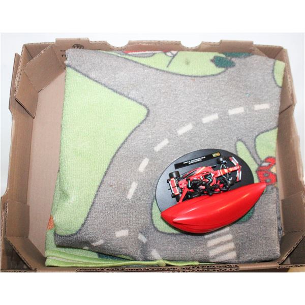 BURAGO FERRARI PIT STOP SET WITH CAR PLAYING MAT