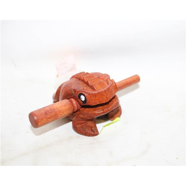 NEW HANDMADE WOODEN FROG INSTRUMENT