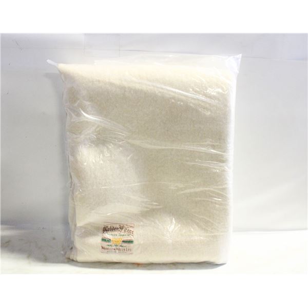WOOL BLANKET GOLDEN FLEECE MILL MCGRATH AB