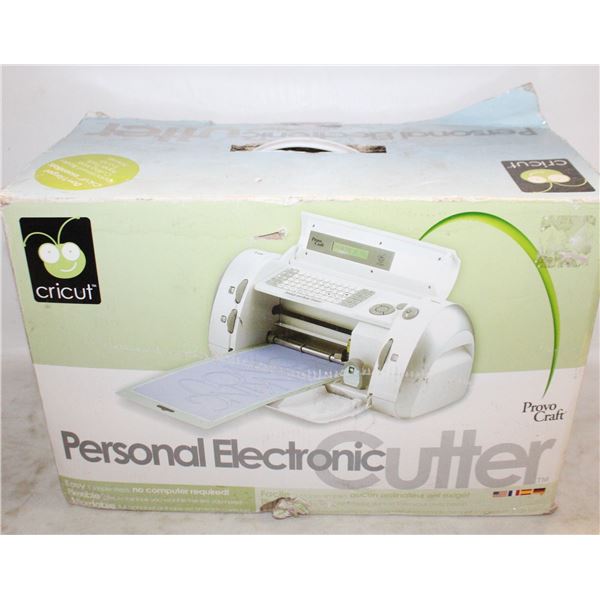 CRICUT PERSONAL ELECTRIC CUTTER (IN BOX)