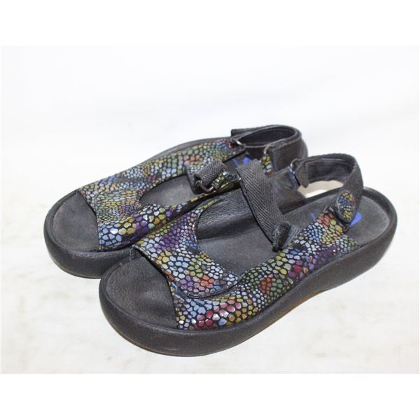 WOLKY SANDLES SIZE 38 - NEW