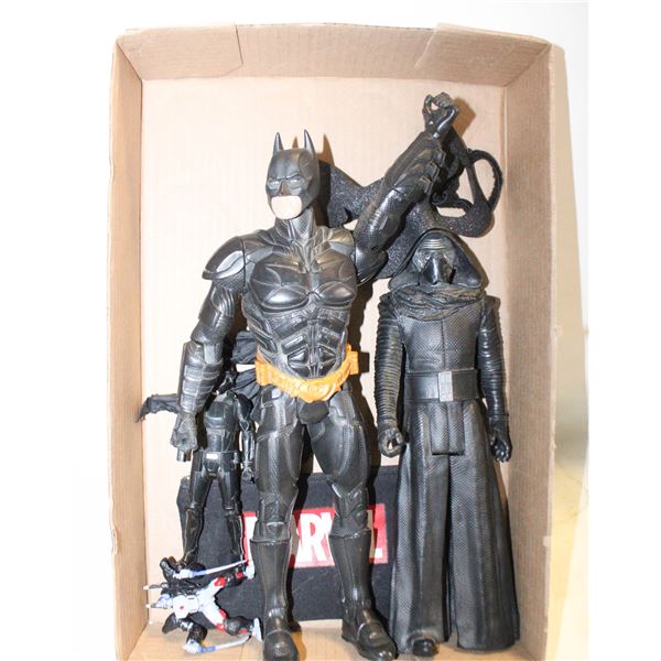 MARVEL/ACTION FIGURES ASSORTED