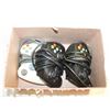 Image 1 : 3 XBOX CONTROLLERS