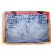 Image 1 : BLUE JEAN PURSE, TOP ZIPPER, BACK