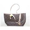 Image 1 : MICHAEL KORS JET SET BUCKLE TOTE IN