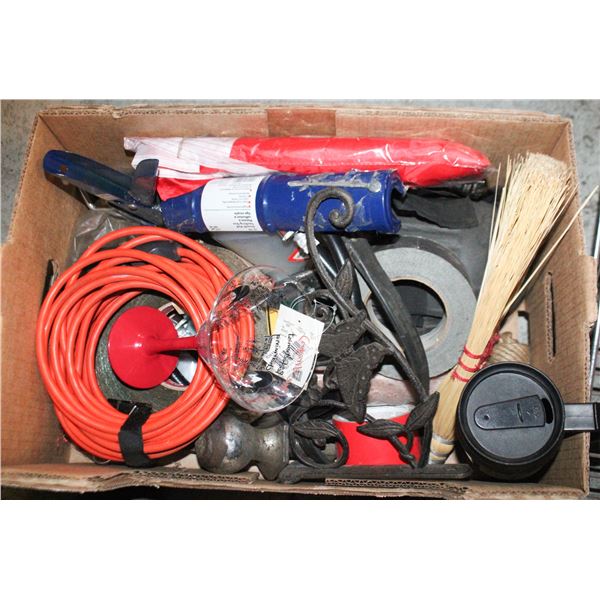 BOX OF ASSORTED GARAGE ITEMS