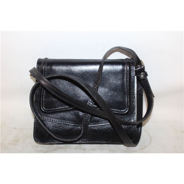 GENUINE LEATHER GRINTA MONTREAL