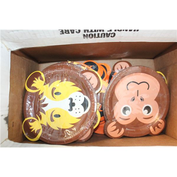 LOT OF SMALL WRAPPED PAPER PLATES