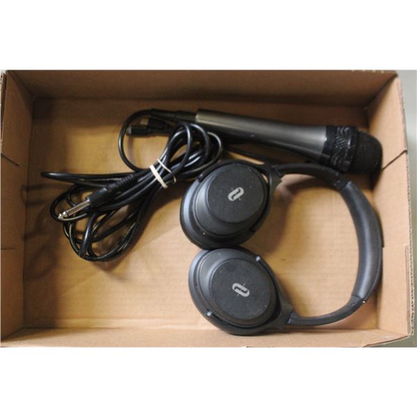 WIRELESS HEAPHONES WITH MICROPHONE