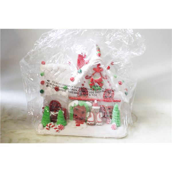 GINGERBREAD HOUSE DÉCOR