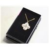 Image 1 : F. PEARL & CRYSTAL 4 LEAF CLOVER NECKLACE