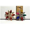 Image 1 : 26)  LOT OF 2 SPARKLY BROOCHES.