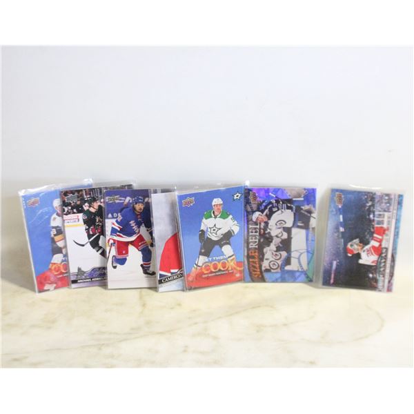 10 YOUNG GUNS HOCKEY CARDS