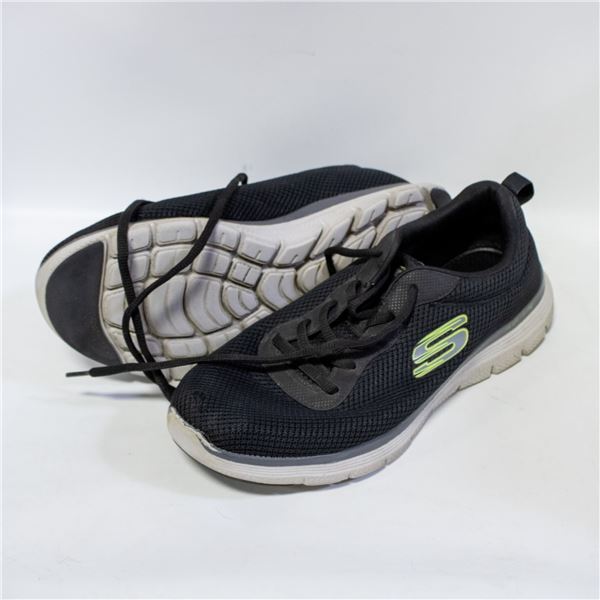 SKECHERS MENS MEMORY FOAM RUNNING SHOES SIZE 11