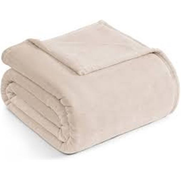 KATE SPADE PLUSH THROW BLANKET TWIN SIZE BEIGE