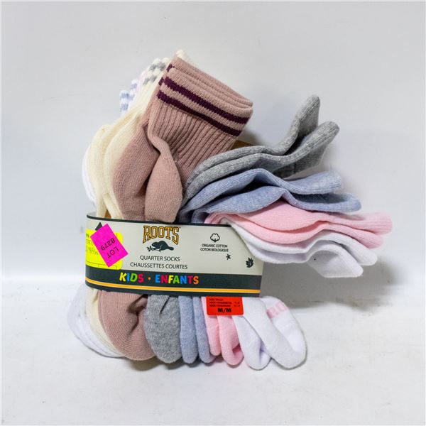 9 PACK OF ROOTS KIDS QUARTER SOCKS COTTON SIZE MED