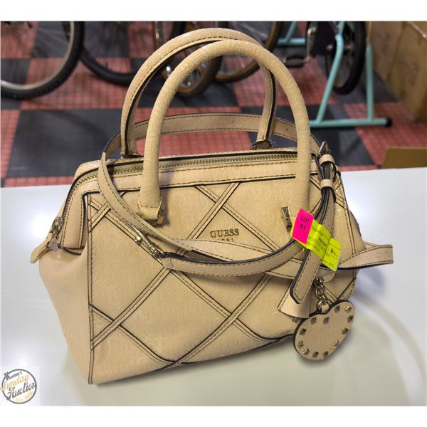 GENUINE GUESS CROSS BODY PURSE/HANDBAG