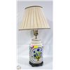Image 1 : VINTAGE CERAMIC TABLE LAMP, BLUE TULIPS