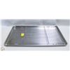 Image 1 : SAGETRA CHROME PLATTED GRATE & BAKING TRAY