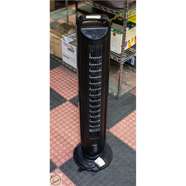 SEVILLE OSCILLATING TOWER FAN WITH TEMPERATURE