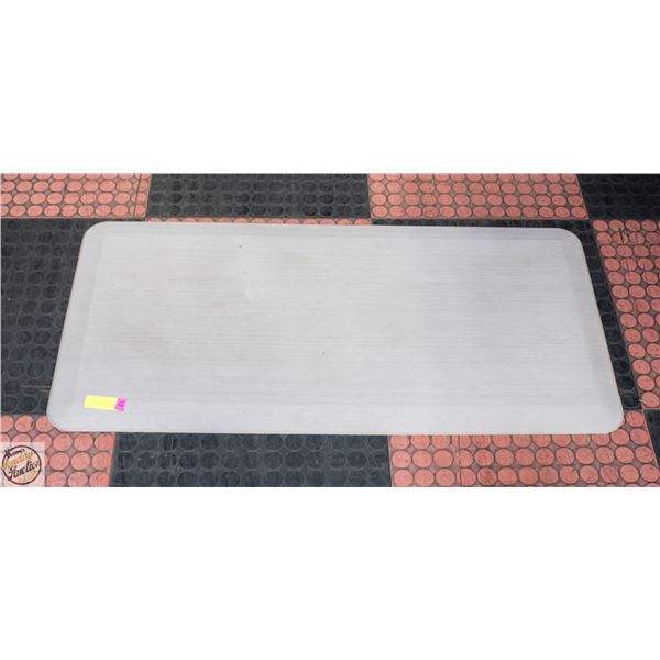 MON CHATEAU ANTI-FATIGUE GEL MAT BEIGE - 20 X 42"