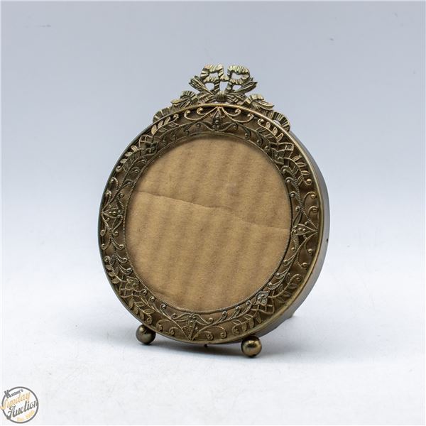ANTIQUE ORNATE BRASS PHOTO FRAME