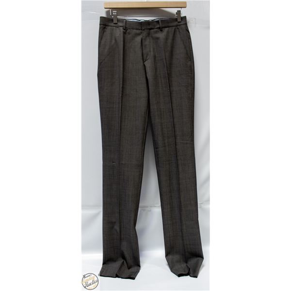 SAINT HILAIRE DRESS PANTS SIZE 30L