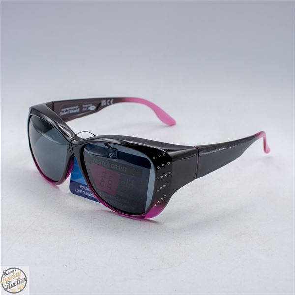 PAIR OF FOSTER GRANT SUNGLASSES
