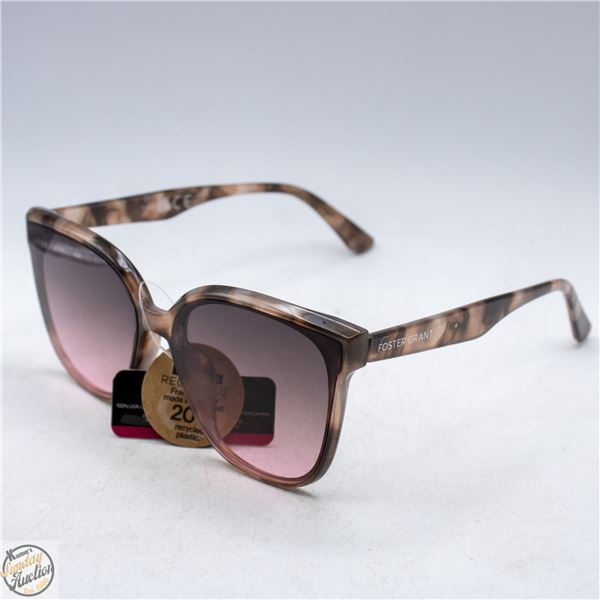 PAIR OF FOSTER GRANT SUNGLASSES