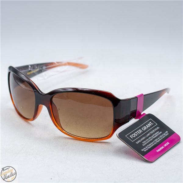 PAIR OF FOSTER GRANT SUNGLASSES