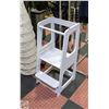Image 1 : ADJUSTABLE HIGH CHAIR