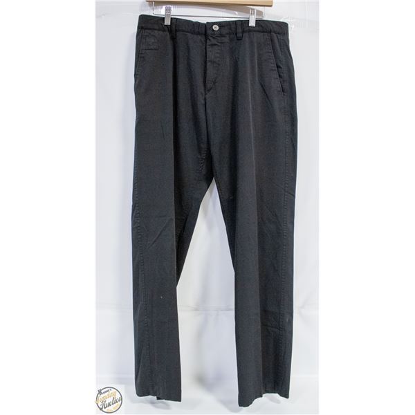 HUGO BOSS MENS PANTS SIZE 34R