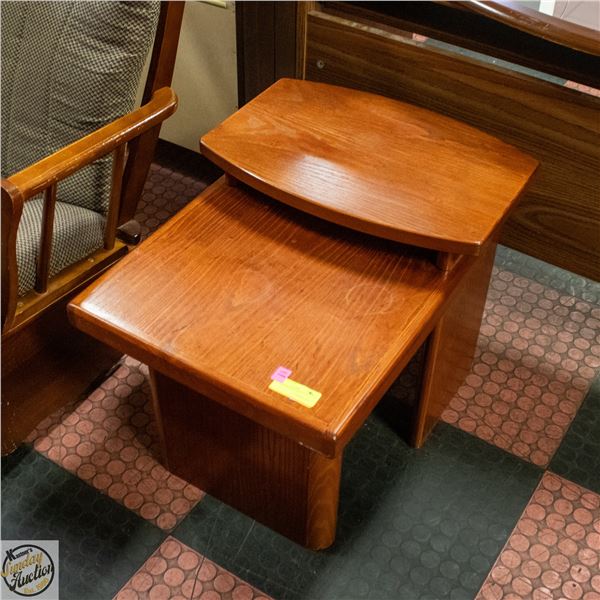 SOLID WOOD END TABLE H-21"
